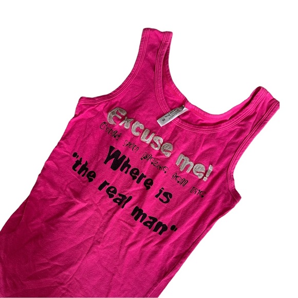 Y2K Graphic Tank - Picture 2 of 4